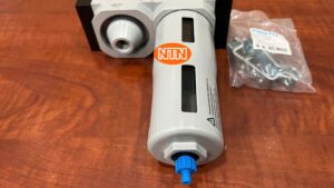 Service Unit (On/off Valve and Filter Regulator) Festo LFR-1/2-D-MIDI-KC (185739) Bộ lọc điều áp