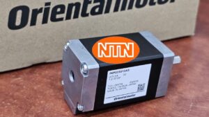 Stepping Motor Oriental Motor PKP225D15A2 Động cơ bước 2 pha